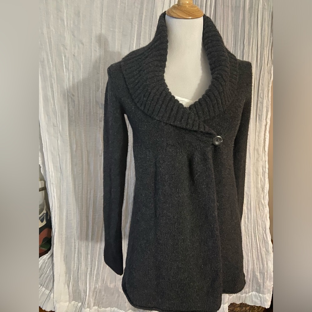 Vince cashmere blend gray sweater size small